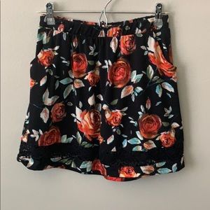 Xhilaration Floral Skirt WITH POCKETS